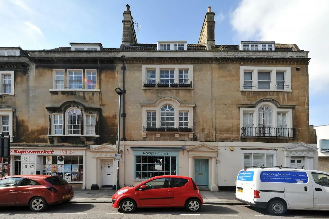 Luxury Regency Apartment In Bath City Centre